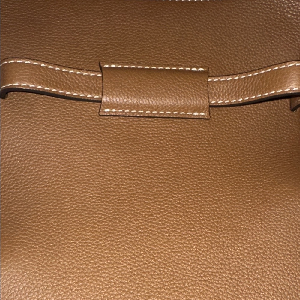Tory Burch Lee Radziwill Tan and Gold Shoulder/ crossbody bucket Bag - Picture 7 of 16